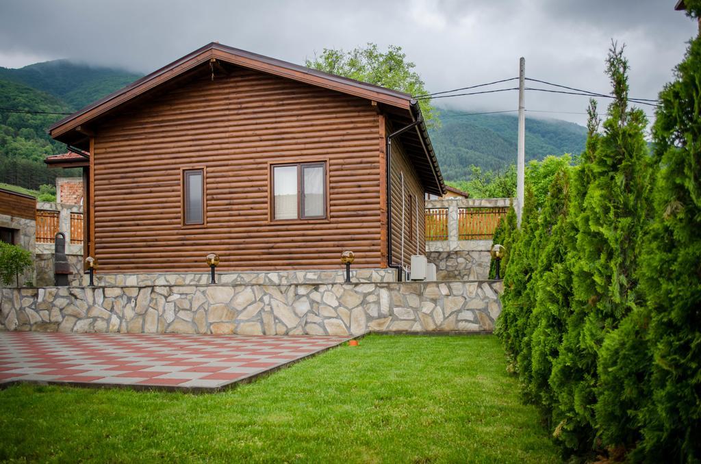 Yoneda Houses Sapareva Banja Rum bild